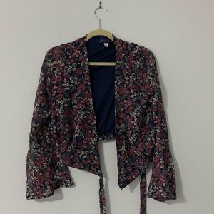 Cropped Long Sleeve Wrap Shirt